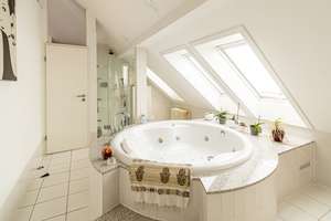 Einzigartig! Penthouse mit grandiosem Panoramablick in schöner Villa – 70190 Ostheim, Stuttgart – Vorschaubild 38