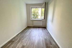 Traumhaft Wohnen mit Badewanne und Einbauküche – Paul-Bertz-Straße 83, 9120 Helbersdorf, Chemnitz – Vorschaubild 10