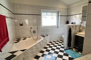 Hochwertiges und gemütliches Einfamilienreihenhaus mit Garage in Düsseldorf zu verkaufen – Rathelbeckstr. 285 a, 40627 Unterbach, Düsseldorf – Vorschaubild 22
