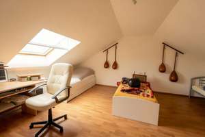 Ihr neues Zuhause: Reihenendhaus mit viel Platz und Garten – Die vollständige Adresse der Immobilie erhältst du vom Anbieter., 30539 Bemerode, Hannover – Vorschaubild 7