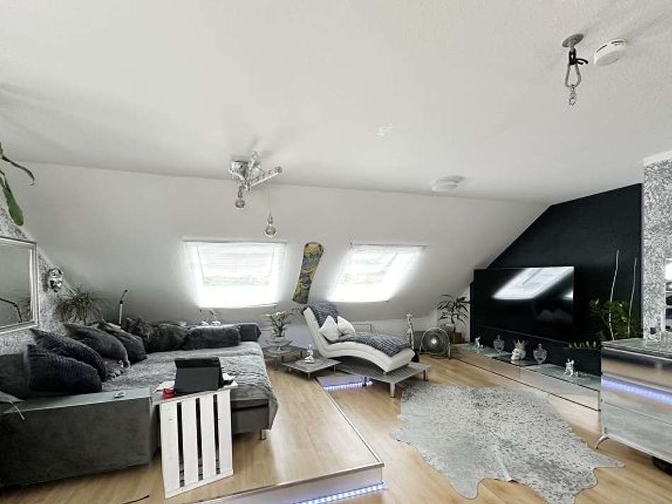 Wohnzimmer im Dachgeschoss
