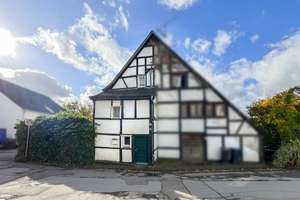 Für Macher und Kreative: Sanierungsbedürftiges Einfamilienhaus in Waldrandlage – Die vollständige Adresse der Immobilie erhältst du vom Anbieter., 40764 Langenfeld (Rheinland) – Vorschaubild 1