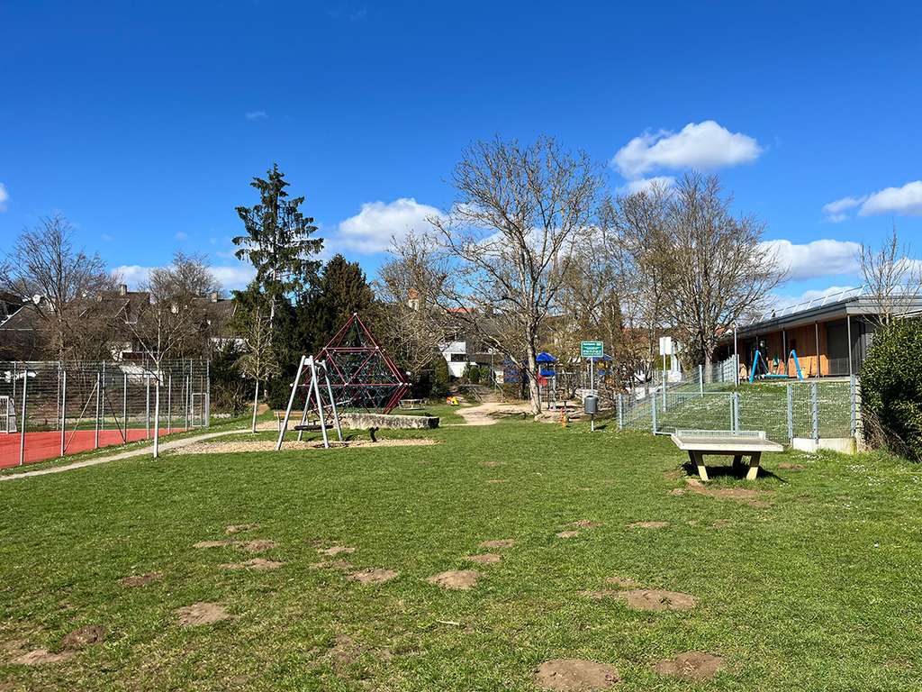 Immobilie in Schönaich - Schönaich: „Außergewöhnliches Split-Level-Architektenhaus 
mit Dachterrasse, Doppelgarage" - Bild 0