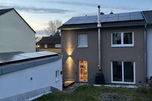 Kernsaniertes Einfamilienhaus mit Wohnkeller, Kaminofen, Sonnenterrasse, PV & Wärmepumpe – Die vollständige Adresse der Immobilie erhältst du vom Anbieter., 66606 Sankt Wendel – Vorschaubild 9