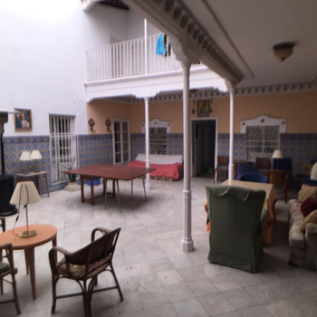 CITY CENTER HOUSE