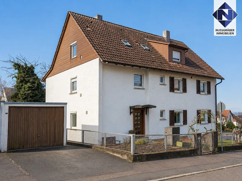 3-Family House – Altbach – Garden & 2 Garages