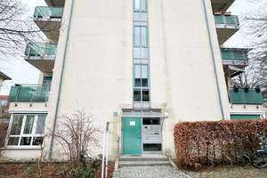 Provisionsfreie und bezugsfreie 1,5-Zimmer-Wohnung mit Tiefgaragenstellplatz! – Die vollständige Adresse der Immobilie erhältst du vom Anbieter., 1237 Reick, Dresden – Vorschaubild 3