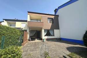 Reihenmittelhaus mit Garage in attraktiver Lage von Bielefeld-Sennestadt – Die vollständige Adresse der Immobilie erhältst du vom Anbieter., 33689 Sennestadt, Bielefeld – Vorschaubild 3