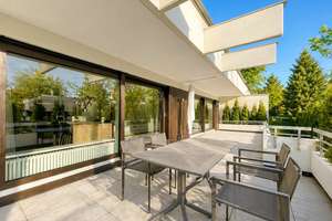Exklusiv-Penthouse, barrierefrei, umlaufende Südwest-Dachterrasse, grün, uneinsehbar, absolut ruhig – Die vollständige Adresse der Immobilie erhältst du vom Anbieter., 81545 Harlaching, München – Vorschaubild 5