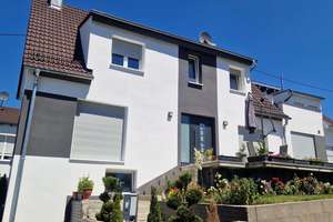 Kernsaniertes Einfamilienhaus mit großzügiger Wohnfläche und vielseitigen Nutzungsmöglichkeiten – Die vollständige Adresse der Immobilie erhältst du vom Anbieter., 73614 Schorndorf – Vorschaubild 1