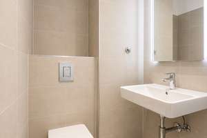 Frisch saniert & sofort bezugsfrei: 3 Zimmer mit Balkon nahe Ku’damm, provisionsfrei! – Die vollständige Adresse der Immobilie erhältst du vom Anbieter., 10709 Halensee, Berlin – Vorschaubild 12