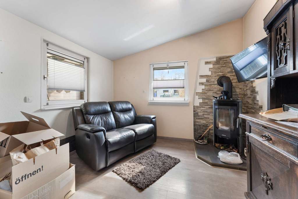 Immobilie in Holste - Gemütliches Wochenendhaus am Stedener See – Ideal als Ferienhaus oder Dauerwohnsitz - Bild 1