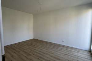 Kernsanierte 4-Zimmer-Wohnung mit zwei Balkonen | Linden-Mitte – Falkenstr. 11, 30449 Linden-Mitte, Hannover – Vorschaubild 3