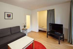 Lorettoviertel in Unterbilk: Möbliertes Appartement im EG. Mit Außenstellplatz im Innenhof. – Edith-Fürst-Straße 40, 40219 Unterbilk, Düsseldorf – Vorschaubild 12