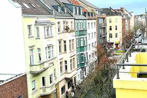 *COOLES STUDENTENDOMIZIL* SPORTLICH INS DACHGESCHOSS **TEILMÖBLIERT & RENOVIERT IN FRIEDRICHSTADT ** – Kirchfeldstr. xx, 40215 Düsseldorf – Vorschaubild 1
