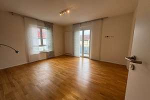 Familientraum in Bestlage: Viel Platz, Gartenparadies und sonnige Terrasse! – Die vollständige Adresse der Immobilie erhältst du vom Anbieter., 70327 Flohberg, Stuttgart – Vorschaubild 13