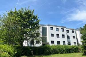 Gut geschnittene 2-Zimmer-ETW mit Loggia, ruhige Lage & Blick ins Grüne – Wolfgang-Borchert-Straße 4, 38329 Thiede, Salzgitter – Vorschaubild 1