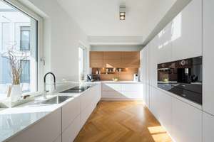 Exklusive 200 m² Eigentumswohnung mit hochwertiger Ausstattung im Lindenpalais – Die vollständige Adresse der Immobilie erhältst du vom Anbieter., 50968 Marienburg, Köln – Vorschaubild 4