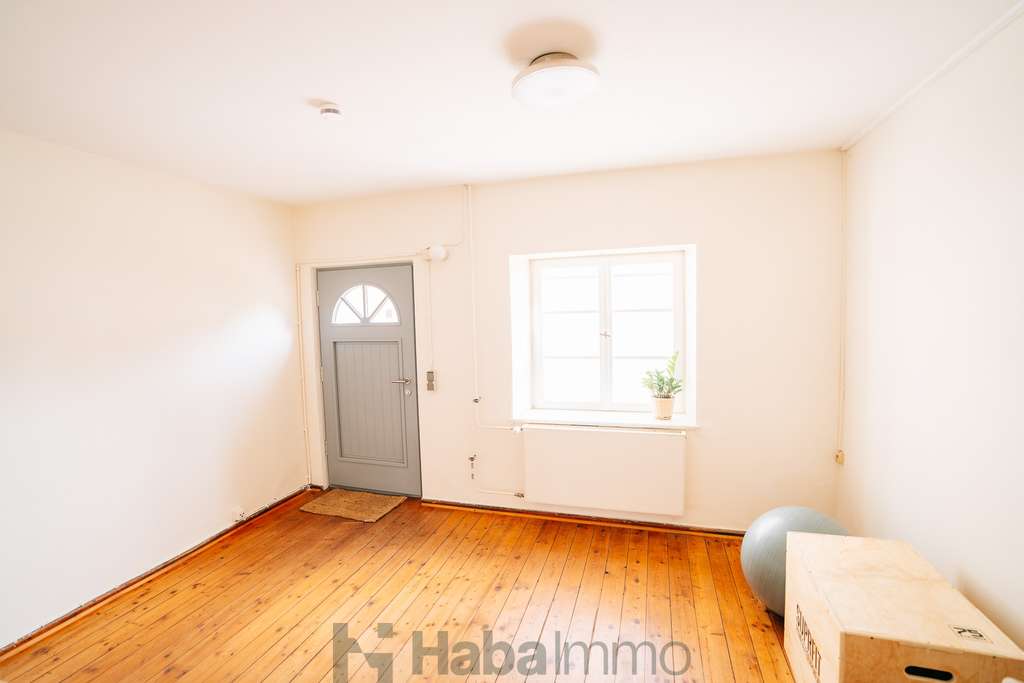 Immobilie in Waal - Wohnen und Arbeiten unter einem Dach – großzügiges Haus mit flexibler Raumaufteilung - Bild 4