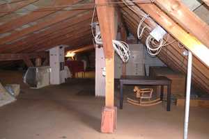 Mehrfamilienhaus mit 8 Garagenstellplätzen, Werkstatt und Lager in ruhiger Lage von Oberboihingen – Esslingen (Kreis) – Vorschaubild 18