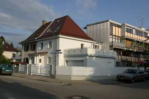 Außergewöhnliches und großzügiges "Mehr - Generationenhaus"  in sehr schöner Lage – Keferloherstr. 112, 80807 Milbertshofen, München – Vorschaubild 1