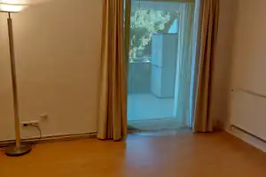Ruhige 3 Zimmer-Wohnung, im Verlagsviertel, mit Balkon, Einbauküche mit Haushaltsgeräten + Internet – Darmstadt – Vorschaubild 12