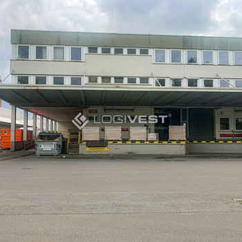 Autobahnnahe Multiuserhalle mit 24/7 und Rampen