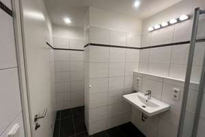Geräumige 2-Zimmer Wohnung mit Aufzug im Straubinger Stadtzentrum – Die vollständige Adresse der Immobilie erhältst du vom Anbieter., 94315 Kernstadt, Straubing – Vorschaubild 8