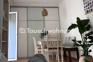 Tauschwohnung: Tauschen 2 Zimmer Altbau Wohnung mit Balkon