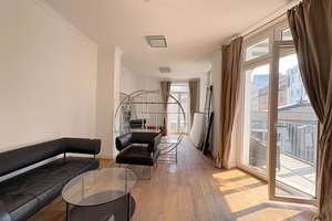 Stilvolle Altbauwohnung mit großem Balkon im Herzen Frankfurts – großzügig, hell und ruhig – 60329 Bahnhofsviertel, Frankfurt am Main – Vorschaubild 16