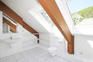 Exklusives Wohnhaus mit Flair in sonniger Aussichtslage – Die vollständige Adresse der Immobilie erhältst du vom Anbieter., 72461 Albstadt – Vorschaubild 18