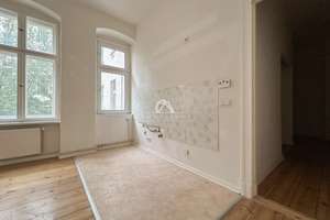 CHARMANTE 2-ZIMMER-ALTBAUWOHNUNG MIT OFFENER WOHNKÜCHE IN BERLIN-WILMERSDORF I PROVISIONSFREI – Mainzer Str 26a, 10715 Wilmersdorf, Berlin – Vorschaubild 9