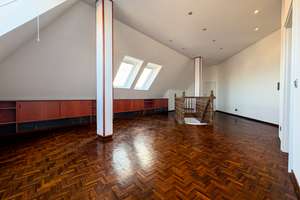 Wohnen mit Charakter: Exklusives Penthouse im Domviertel – Die vollständige Adresse der Immobilie erhältst du vom Anbieter., 97072 Altstadt, Würzburg – Vorschaubild 2