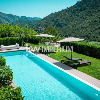 Luxuriöses Landhaus in Tarragona: Exklusivität und mediterraner Charme inmitten der Berge