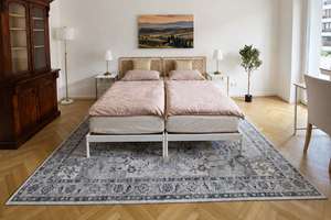 Großzügige möblierte Wohnung mit Balkon nahe Schillerplatz – Uhlandstraße 36, 40237 Düsseltal, Düsseldorf – Vorschaubild 3