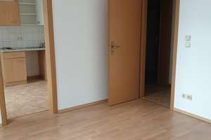 ruhige 1 Zimmer mit EBK / Wanne  -  nähe Bahnhof zu vermieten! – Osendorfer Straße 7, 6112 Südliche Innenstadt, Halle (Saale) – Vorschaubild 9