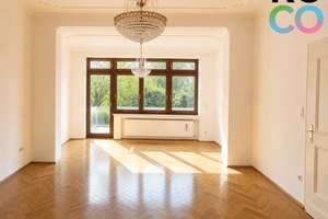 Repräsentative 130 m² Altbauwohnung mit 100 m² Garten und Sonnenterrassen am Minto