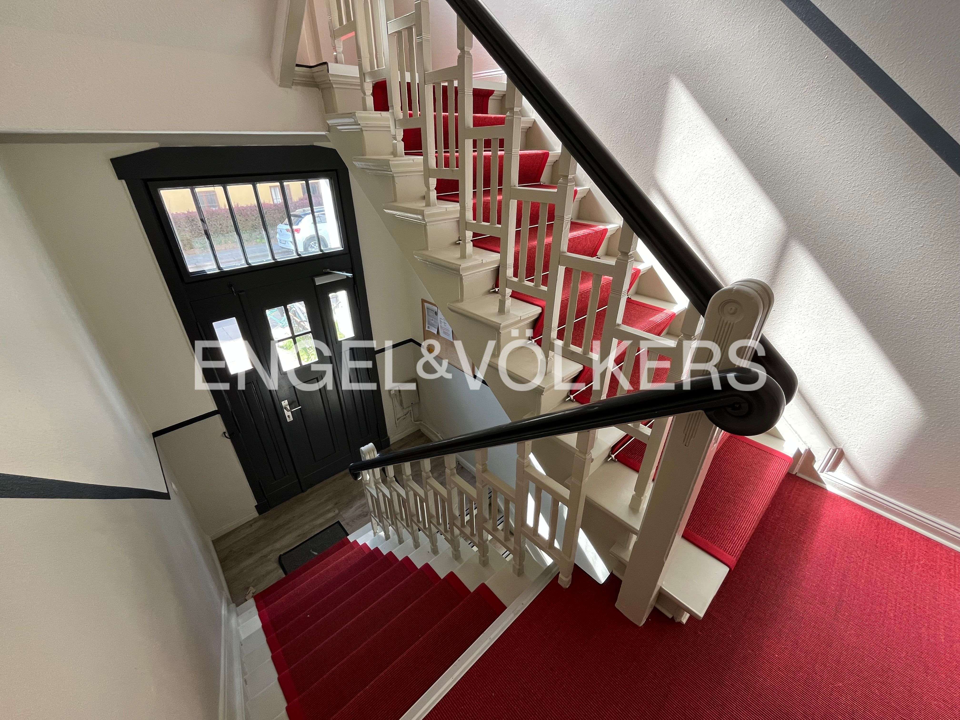 Ausbaureserve im DG eines attraktiven Mehrfamilienhauses!, Rostock Kreis – Bild 3