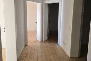 Grosszügige 3-Zimmer-Wohnung mit neuem grossem Balkon in 44803, Bochum.
Von privat ohne Maklergebühr – Die vollständige Adresse der Immobilie erhältst du vom Anbieter., 44803 Wiemelhausen, Bochum – Vorschaubild 3