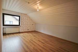 FREISTEHENDES EINFAMILIENHAUS! EINLADENDES WOHNEN IN BEGEHRTER LAGE CA 35 KM VON/BIS DÜSSELDORF! – Harikseestraße 26, 41372 Niederkrüchten – Vorschaubild 16