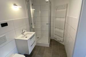 Ein helles Zimmer im ruhigen Gemeinschaftshaus – Blumenthalstraße 70a, 47058 Duissern, Duisburg – Vorschaubild 24