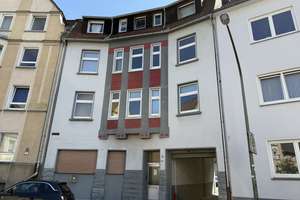 Attraktives Mehrfamilienhaus in Essen-Holsterhausen mit Entwicklungspotenzial – Keplerstraße 27, 45147 Holsterhausen, Essen – Vorschaubild 2