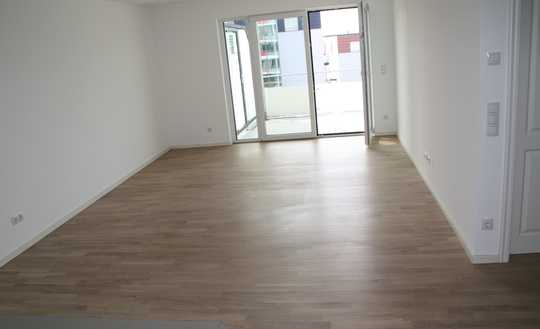 Schöne 3 Zi-Wohnung in super Lage, Balkon, 1x TG-Platz