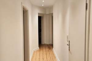 Attraktive renovierte 3-Zimmer-Altbauwohnung in Düsseldorf-Bilk zur Nachvermietung – 40223 Bilk, Düsseldorf – Vorschaubild 11