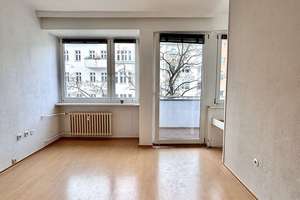 Güntzelkiez Rarität mit Balkon, Aufzug und effizientem 1,5 Zimmer Grundriss – Die vollständige Adresse der Immobilie erhältst du vom Anbieter., 10717 Wilmersdorf, Berlin – Vorschaubild 2