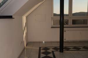 Exklusive Maisonette mit offener Galerie, Dachterrasse, Feld-/Waldblick & Carport  – Tückingstraße 10, 58135 Haspe-Ost, Hagen – Vorschaubild 5