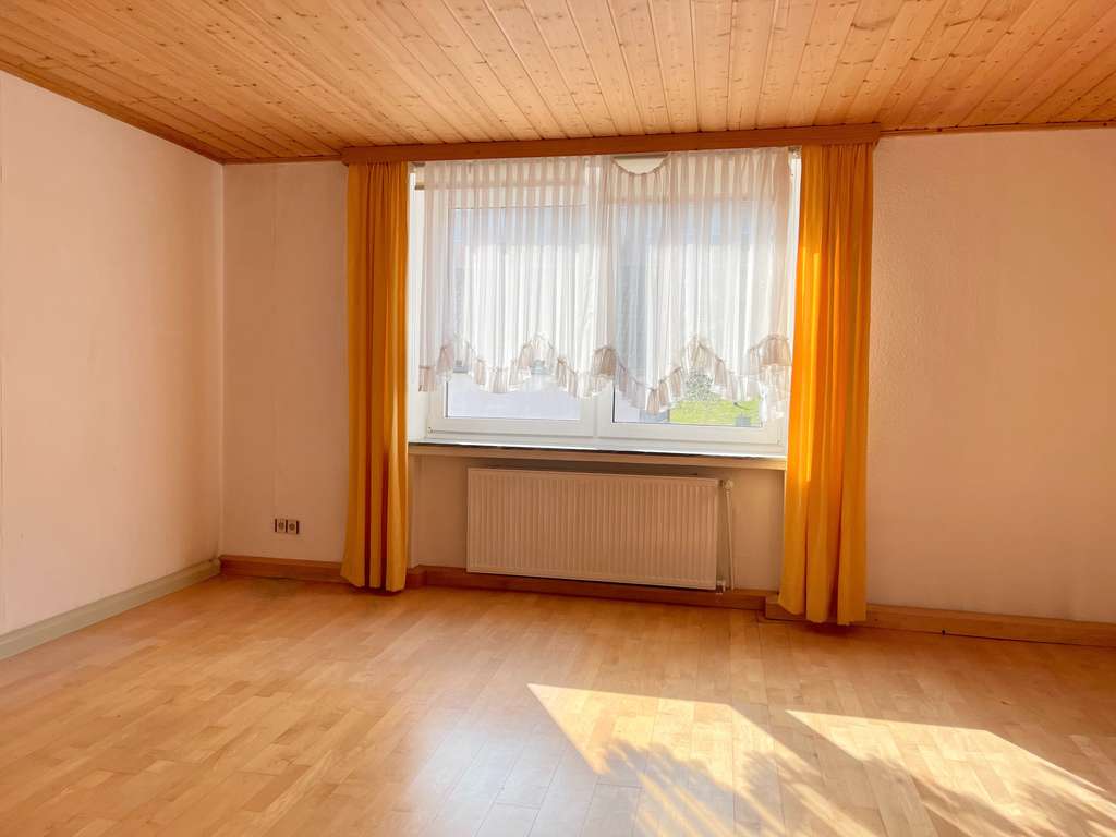 4-ZIMMER WOHNUNG MIT POTENZIAL IN HAGEN-HASPE !!!