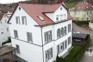 Kapitalanlage oder Mehrgenerationenwohnen – Zentrales Mehrfamilienhaus in Schwäbisch Gmünd – Ostalbkreis – Vorschaubild 1