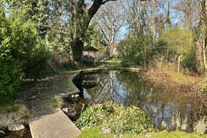 Thielenbruch: Einseitig angebaute großzügige Villa mit parkähnlichem Garten – Die vollständige Adresse der Immobilie erhältst du vom Anbieter., 51069 Holweide, Köln – Vorschaubild 4
