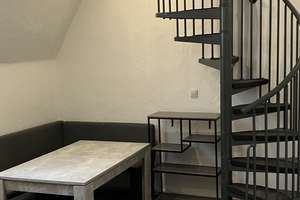 zentrale, große 4 Zimmerwohnung über 2 Etagen in Solingen – Bismarckstraße 16, 42659 Solingen-Mitte, Solingen – Vorschaubild 2